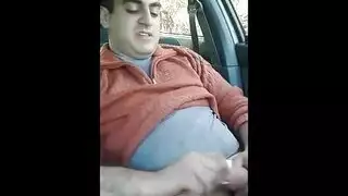 أفلام سكس عربية: فتاة عربية تمص وتنيك في مقعد السيارة