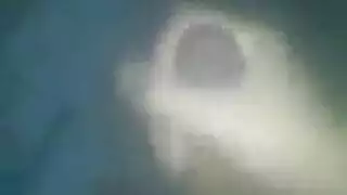 قنبلة شقراء تُسمّر بأداة ضخمة لفحل أسود مسيطر