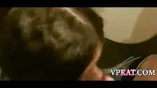 رجل أصلع يمارس جنس صعب مع شقراء مرتدية شباك الصيد